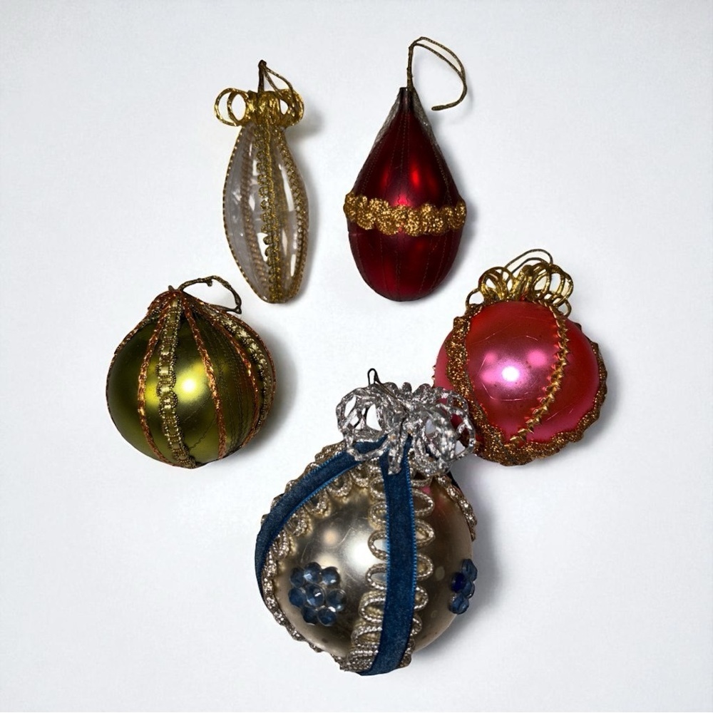 Vintage Ornate Glass Christmas Tree Ornaments Ball Braided Cording Wire Lot of 5